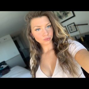 Meet your Posher, Francesca